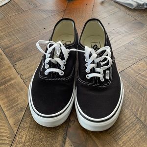 Vans Authentic Mens Size 9 Black & White Worn Once